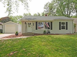 457 Cottage Grove Ave, Green Bay, WI 54304