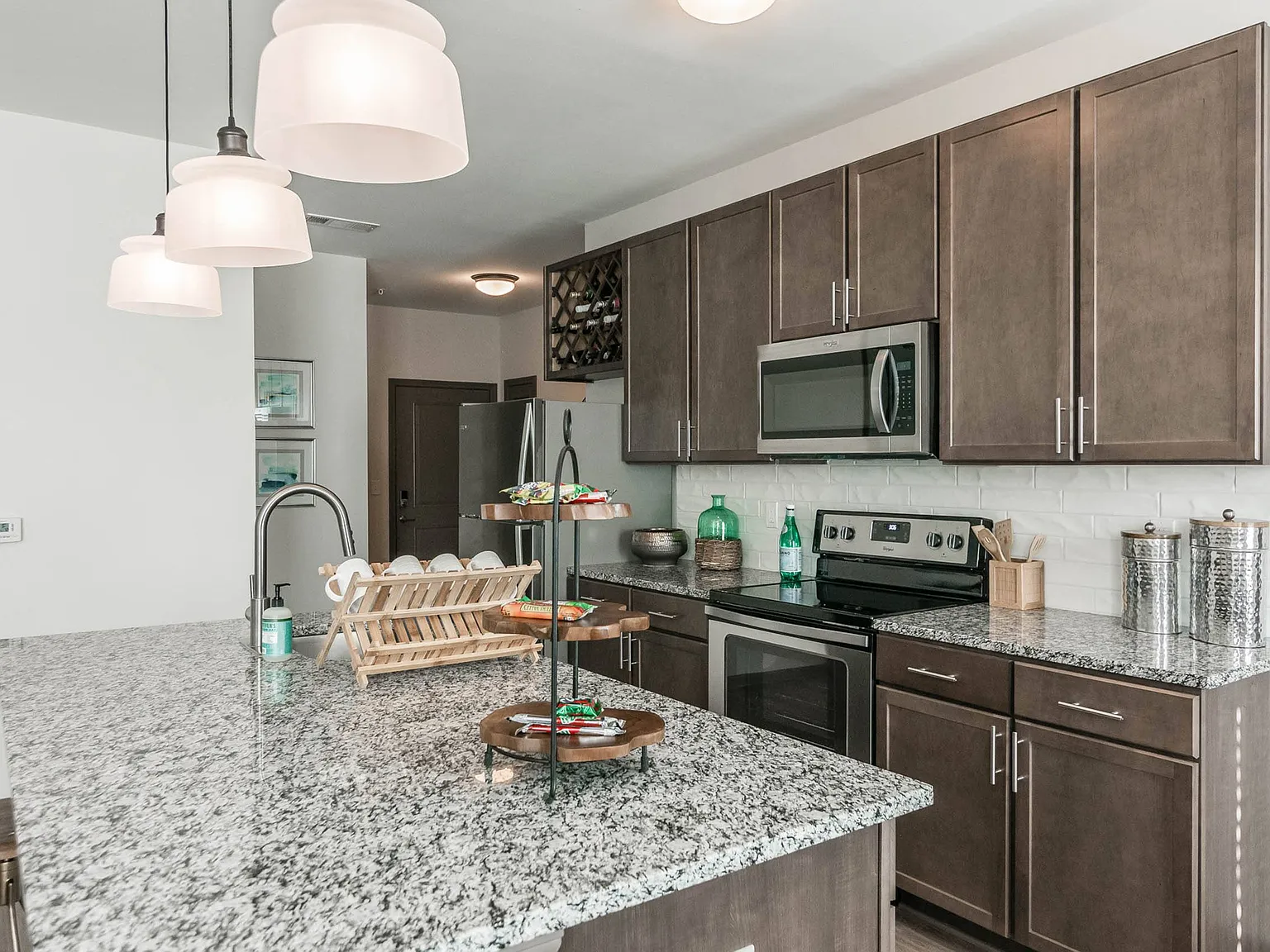 Village at Westland Cove Apartments — Photo 2