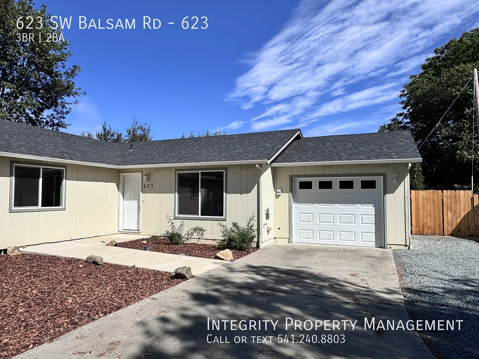 3 bed, 1008 sqft, $1,795 — Photo 2