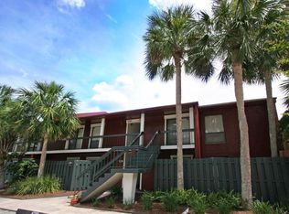 8727 Como Lake Dr, Jacksonville, FL 32256