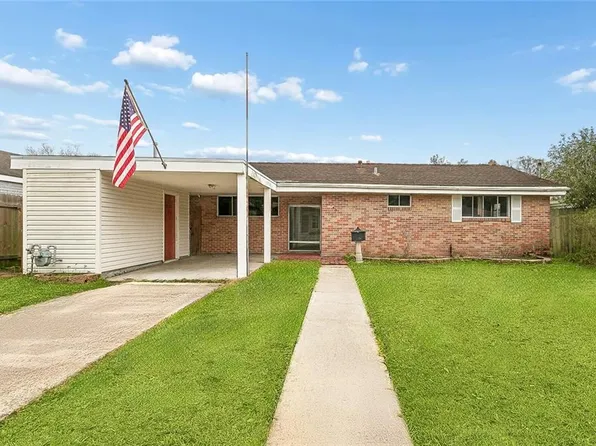 145 Levee View Dr, River Ridge, LA 70123