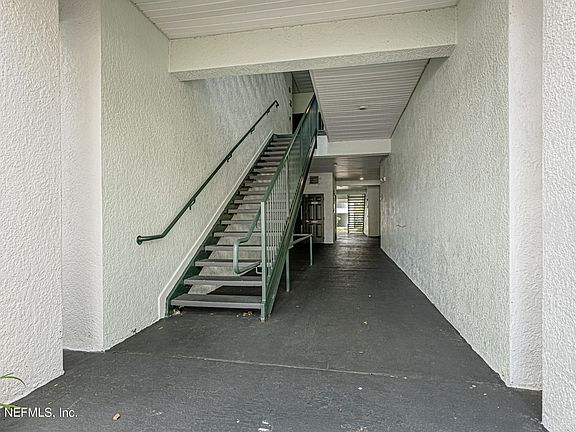 3rd image of 785 Oakleaf Plantation Pkwy Unit 1821