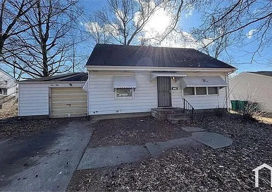 1230 Darr Dr — Photo 17