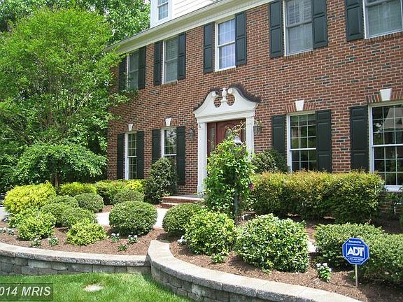 3rd image of 7907 Bracksford Ct