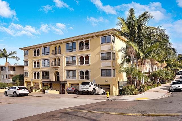 1st image of 7411 Herschel Ave Unit 2F