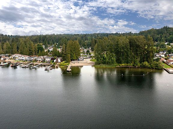 Lake Stevens nearby