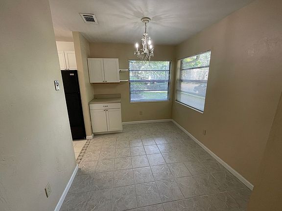 4th image of 4524 SW 46th Dr