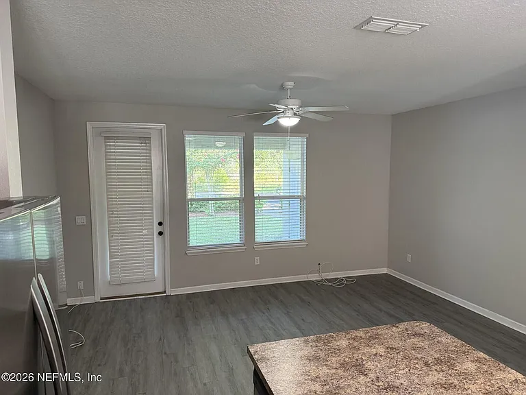4220 Plantation Oaks Blvd #1915 — Photo 4