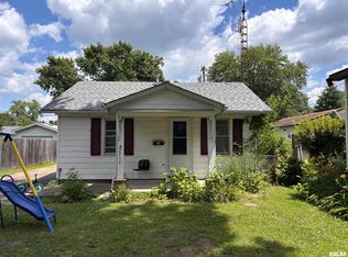 3210 S 3rd St, Southern View, IL 62703