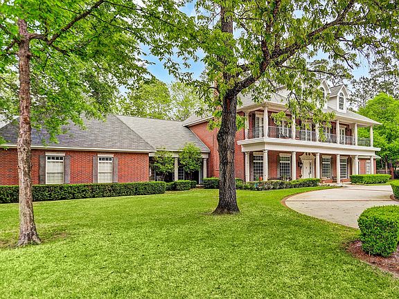 4th image of 1 Magnolia Woods Dr