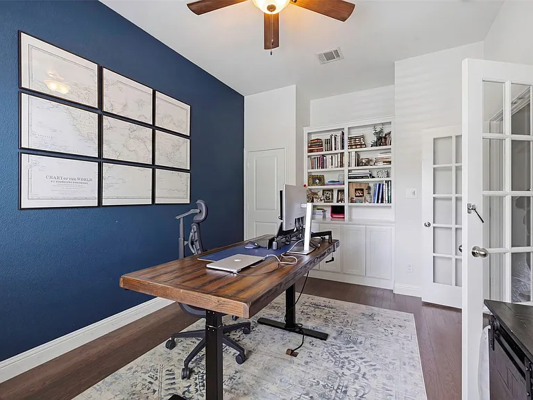 536 Inwood St — Photo 13