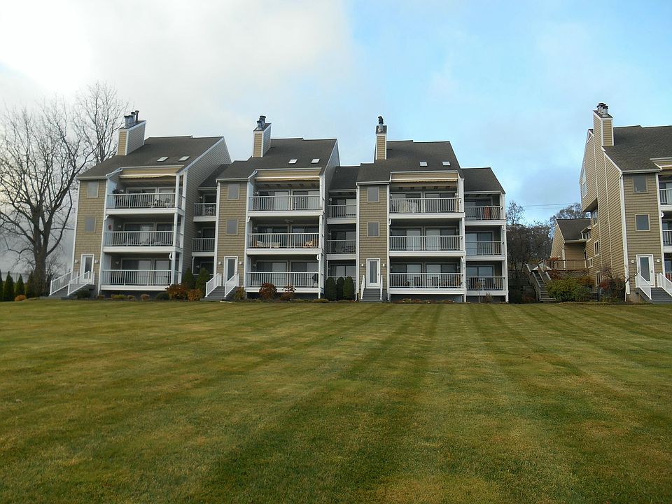 1st image of 450 Howard Ave #22