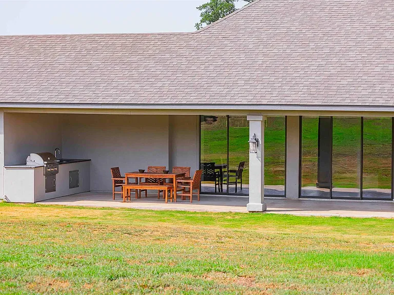 104 Lazy Oak Pl — Photo 19