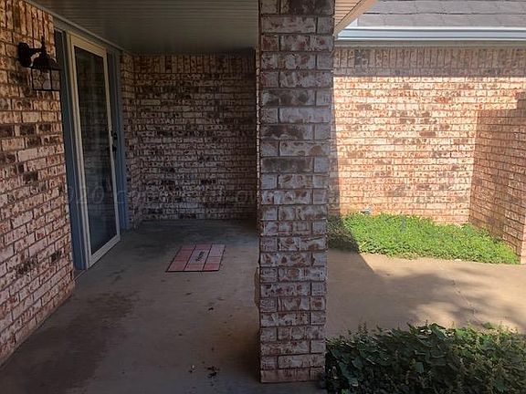 2nd image of 119 Walnut Dr