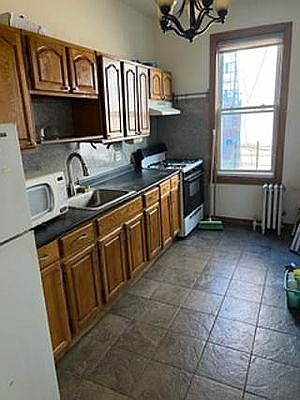 2nd image of 45-53 47th St #2