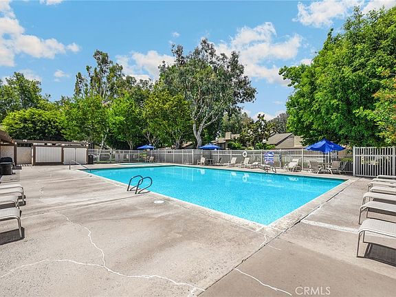 4th image of 2626 N Tustin Ave Unit A