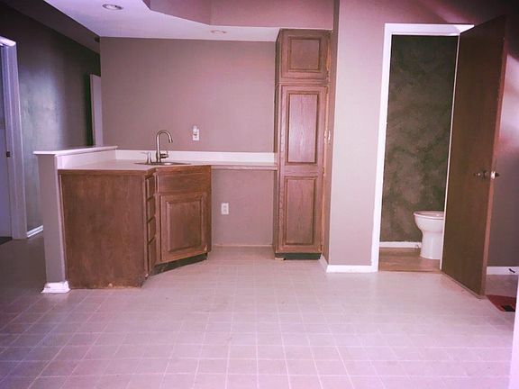 5th image of 118 Concord Dr