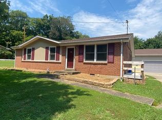 703 Kingsbury Rd, Clarksville, TN 37040