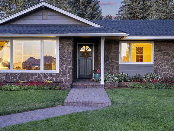 3rd image of 21837 Repine Dr