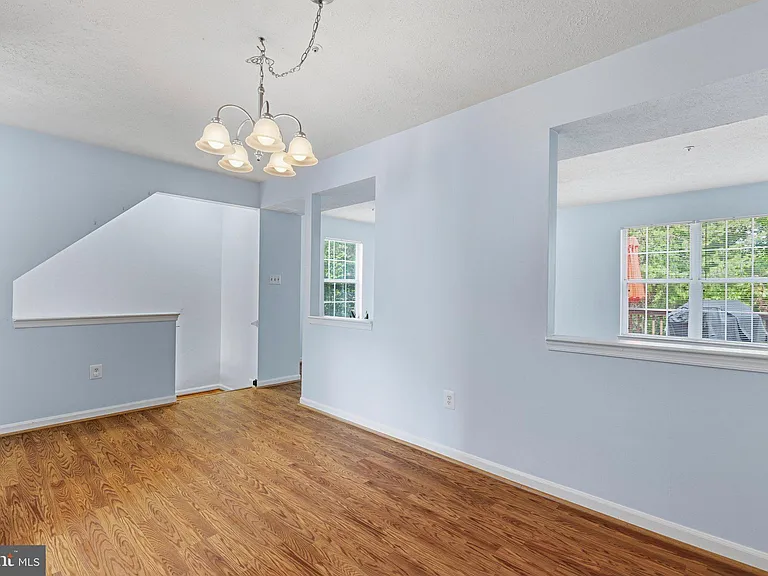 1518 Deep Gorge Ct — Photo 10