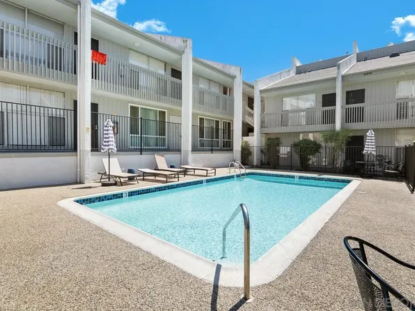 1124 Eureka St APT 40, San Diego, CA 92110