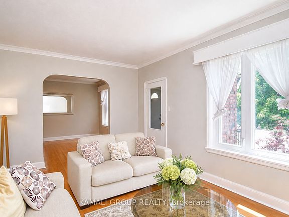 3rd image of 138 Johnston Ave