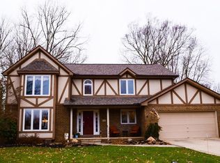 7242 Winchester Dr, Solon, OH 44139