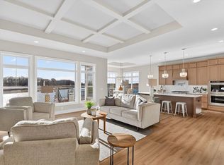 1612 White Deer Trl, Waukesha, WI 53186