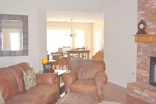 4th image of 3828 Stony Creek Ln