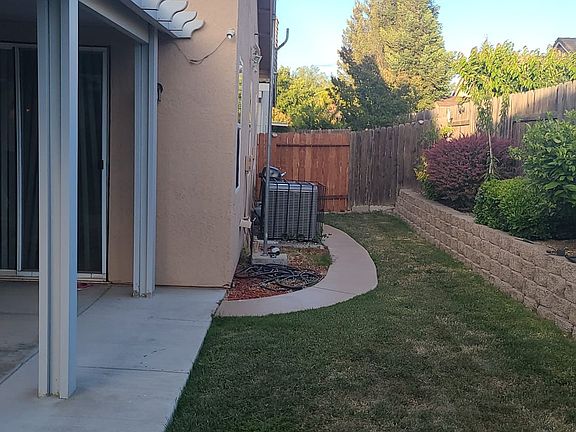 5th image of 770 Alcantar Cir