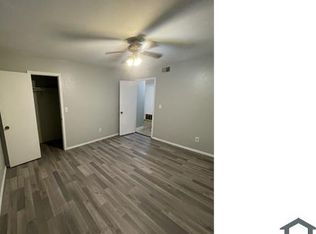 960 Halray Dr, Norman, OK 73071