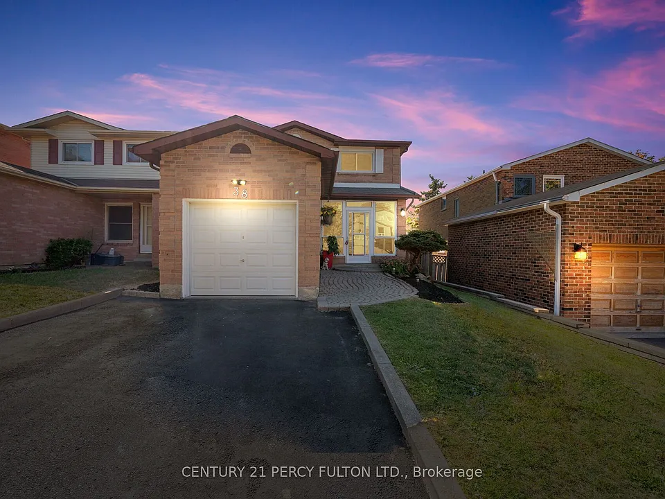 38 Palmer Dr