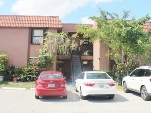 6460 W 27th Ct APT 13-53, Hialeah, FL 33016