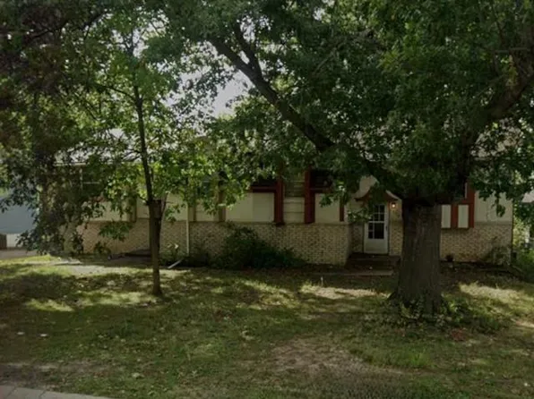7424 Woodson Rd, Raytown, MO 64133