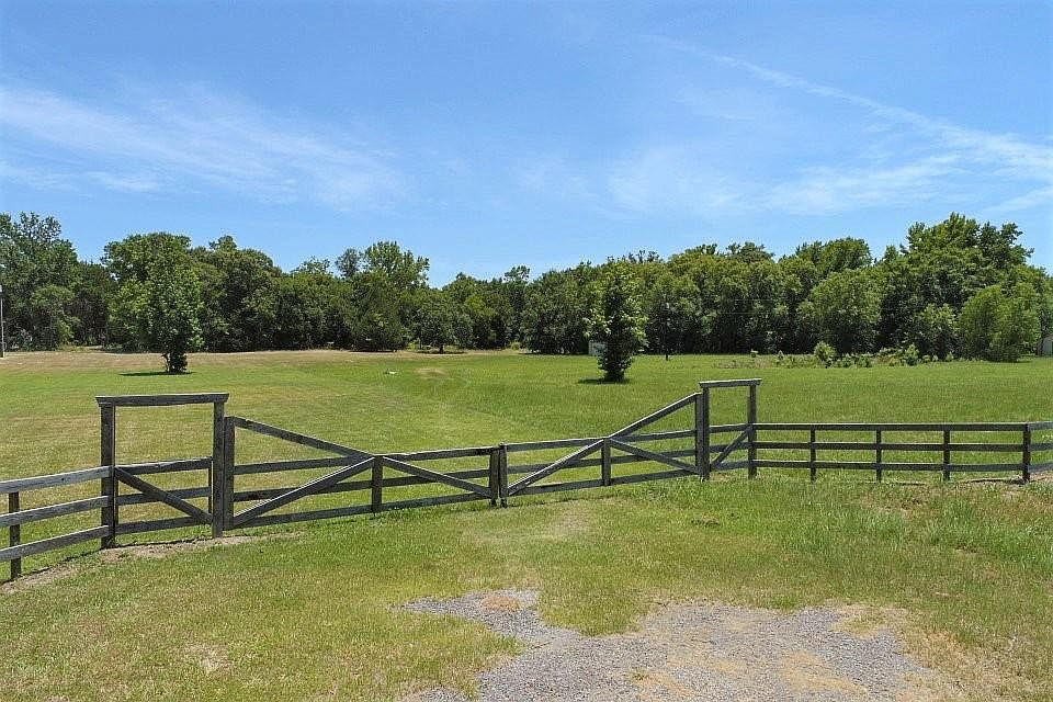 1st image of 611 Vz County Road 4113