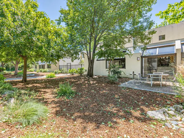 909 Alvarado Ave APT 34, Davis, CA 95616