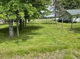 15201 Corunna Rd, Chesaning, MI 48616