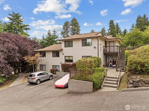 13004 33rd Avenue S, Tukwila, WA 98168