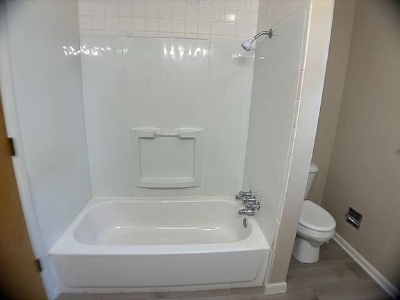 3rd image of 6928 N Flamingo Ct #1