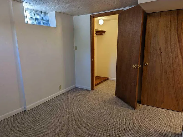 225 N Overland Trl — Photo 7