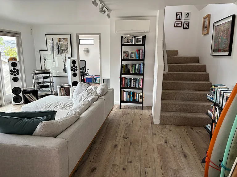 380 E Glaucus St — Photo 8