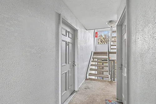 Stoneybrook Apartments Photo 1