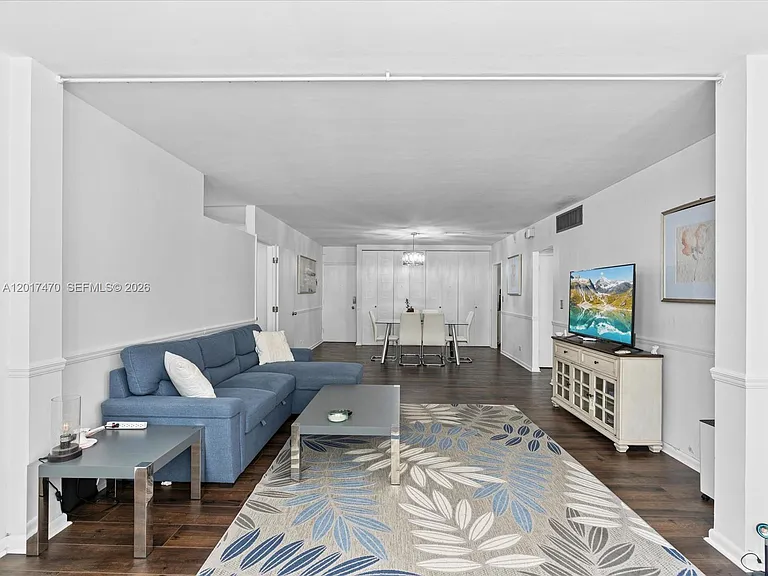 5005 Collins Ave #222 — Photo 7