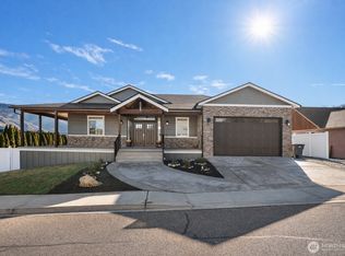 1038 Crest Loop, Entiat, WA 98822