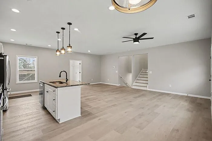 3907 Lauada Dr — Photo 5
