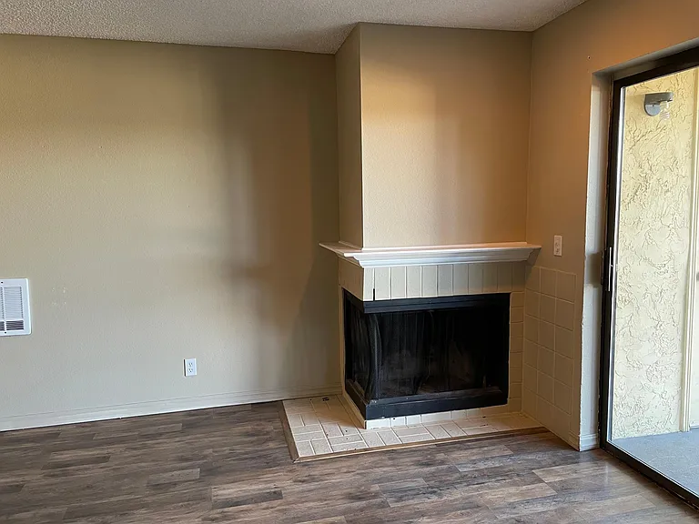 1755 W Sunn Fjord Ln — Photo 4