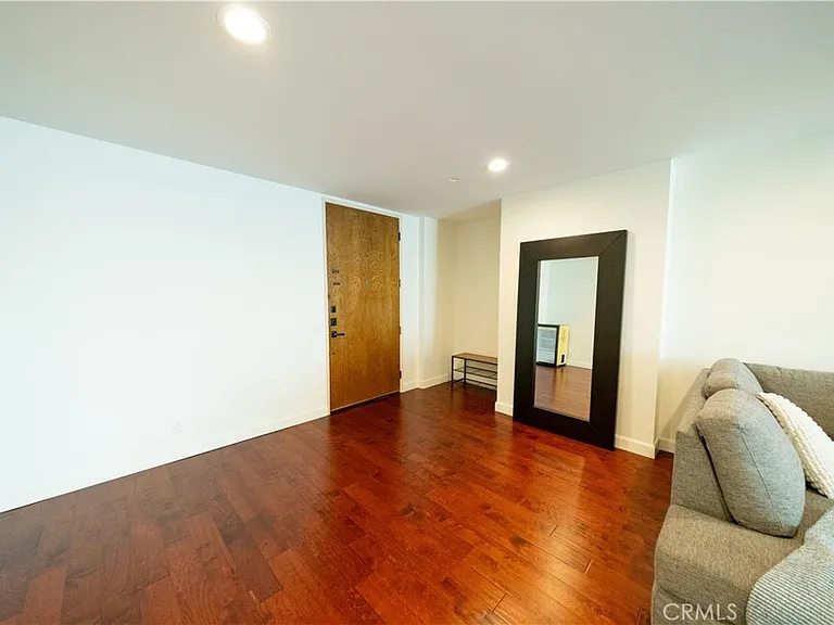 10751 Wilshire Blvd #1405 — Photo 7