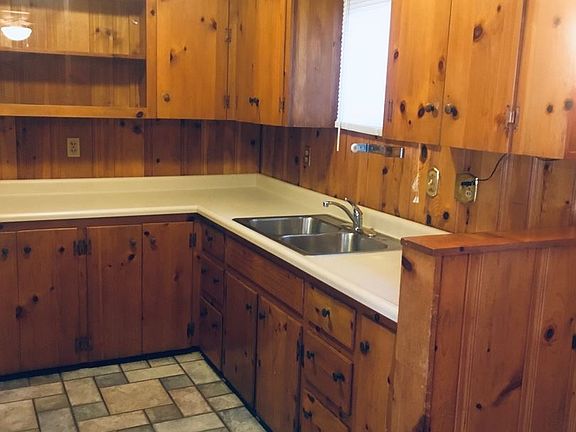 2nd image of 108 Becker Ln