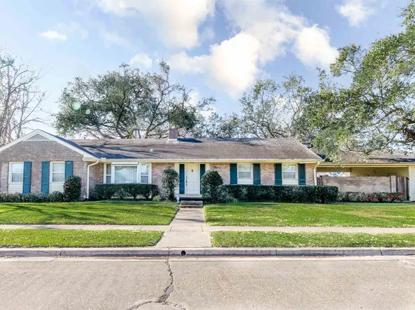 404 Menard St, Thibodaux, LA 70301