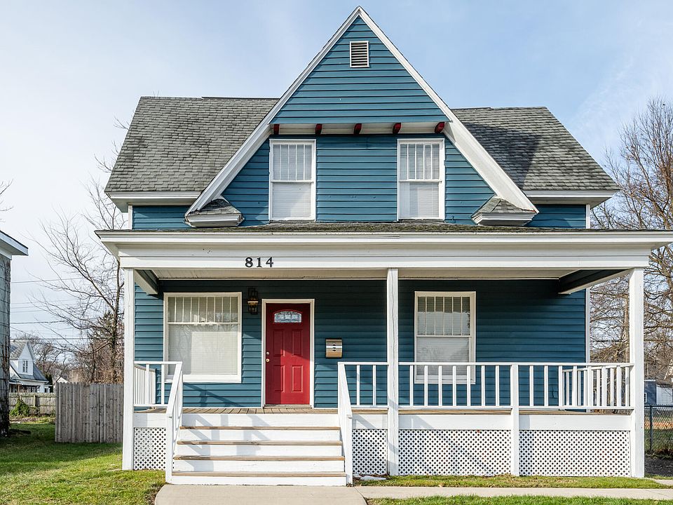 1st image of 814 Columbus Ave
